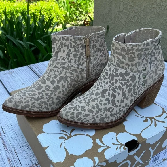 🤎NWT ROXY Booties 🤎 - Picture 2 of 5
